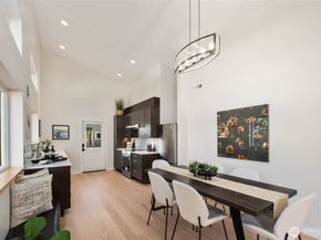 8627 30th Avenue SW, Seattle WA 98126