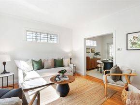 502 32nd Avenue, Seattle WA 98122