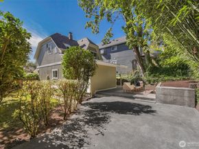 502 32nd Avenue, Seattle WA 98122