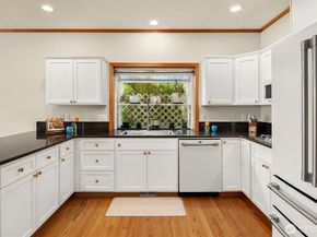 418 423 S Lake Stevens Road, Lake Stevens WA 98258