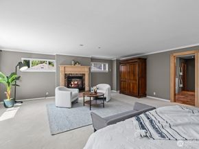 15732 111th Avenue NE, Bothell WA 98011