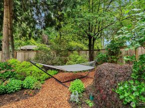 11627 204th Avenue NE, Redmond WA 98053
