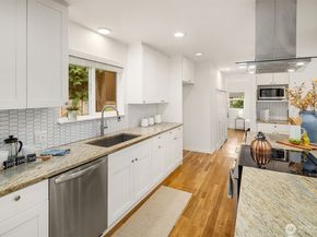 11627 204th Avenue NE, Redmond WA 98053