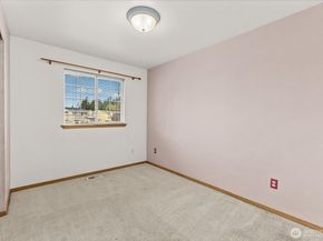 8504 5th Place SE, Lake Stevens WA 98258