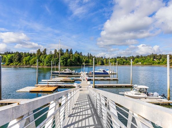 105 Lovell Avenue SW 1511, Bainbridge Island WA 98110