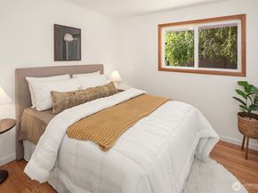 9712 SE 41st, Mercer Island WA 98040