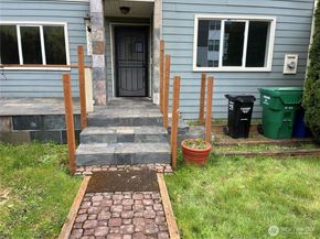 6906 55th Avenue S, Seattle WA 98118