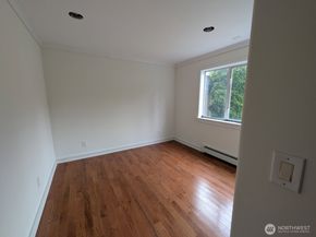 6906 55th Avenue S, Seattle WA 98118
