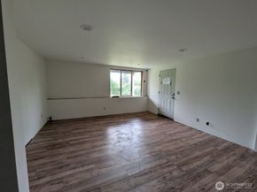 6906 55th Avenue S, Seattle WA 98118