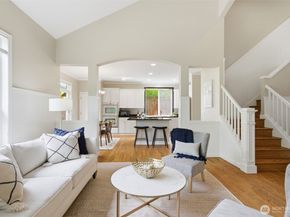 24923 NE 3rd Place, Sammamish WA 98074