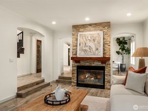 524 7th Ave, Kirkland WA 98033