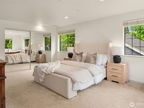524 7th Ave, Kirkland WA 98033