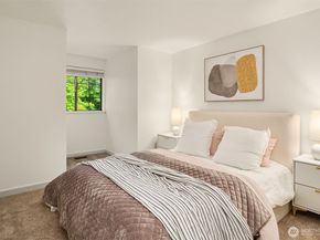 524 7th Ave, Kirkland WA 98033