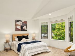 524 7th Ave, Kirkland WA 98033