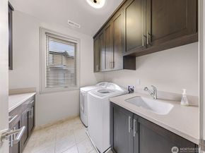 8451 SE 44th Street, Mercer Island WA 98040