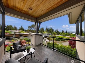 8451 SE 44th Street, Mercer Island WA 98040