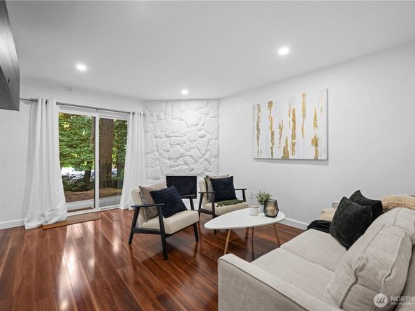 6734 112th Avenue NE A2, Kirkland WA 98033