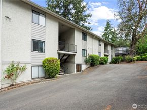 6734 112th Avenue NE A2, Kirkland WA 98033