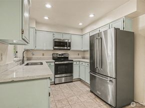 2660 118th Avenue SE 8203, Bellevue WA 98005