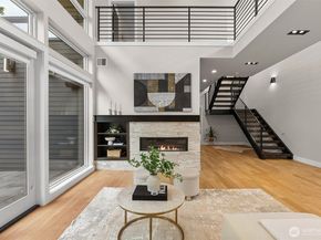 16323 NE 44th Court, Redmond WA 98052