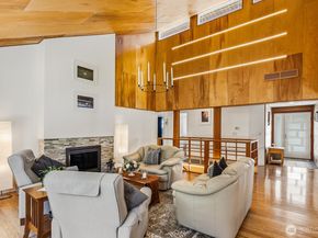 7280 44th Place W, Mukilteo WA 98275