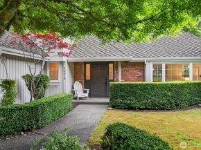 12610 NE 68th Place, Kirkland WA 98033