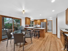 12610 NE 68th Place, Kirkland WA 98033