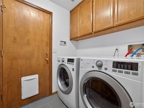 12610 NE 68th Place, Kirkland WA 98033