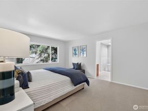 12610 NE 68th Place, Kirkland WA 98033