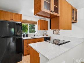 14210 NE 181st Place M103, Woodinville WA 98072