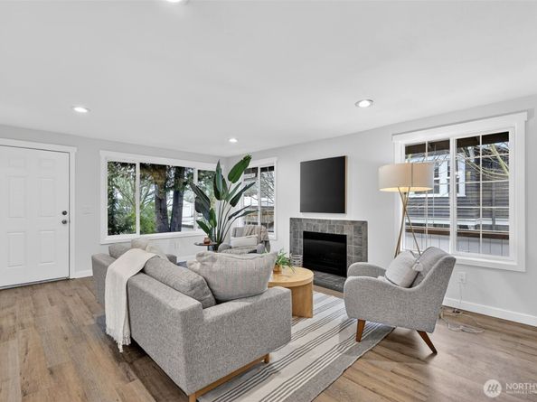 8742 3rd Avenue NW, Seattle WA 98117