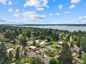 230 SW 183rd Street, Normandy Park WA 98166