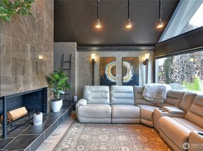 1504 E Lakeshore Drive, Lake Stevens WA 98258