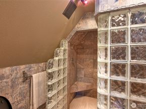 1504 E Lakeshore Drive, Lake Stevens WA 98258