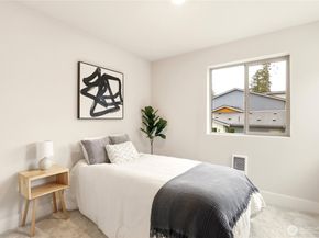 954 Dove Tail Lane NW 4, Bainbridge Island WA 98110