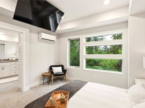 954 Dove Tail Lane NW 4, Bainbridge Island WA 98110