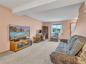 4945 Bowwood Circle NE, Bremerton WA 98310