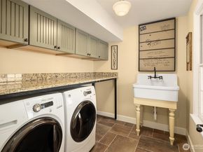 13432 NE 25th Street, Bellevue WA 98005