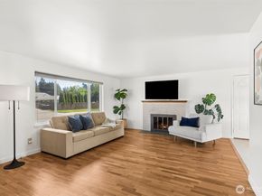 17035 128th Avenue SE, Renton WA 98058