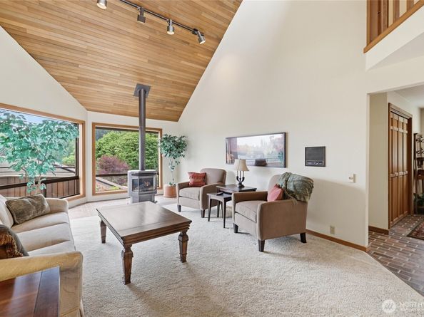 9520 Odin Way, Bothell WA 98011