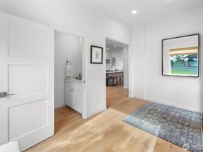 3303 37th Avenue W, Seattle WA 98199