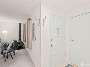 17112 NE 45th Street 56, Redmond WA 98052