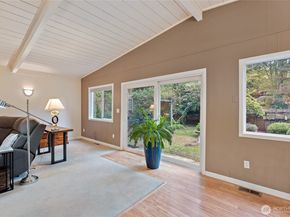 18483 47th Place NE, Lake Forest Park WA 98155