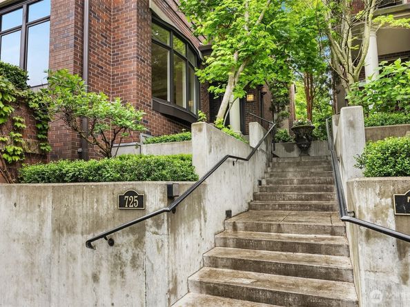 725 Harvard Avenue E, Seattle WA 98102