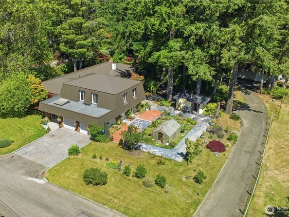 3050 SE Mullenix Road, Port Orchard WA 98367