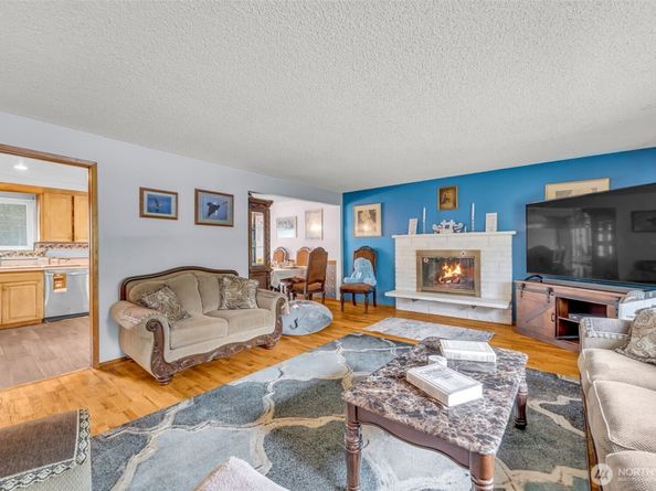 302 N 188th Street, Shoreline WA 98133