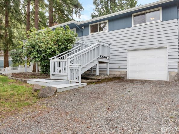 3433 NE 17th Place, Renton WA 98056