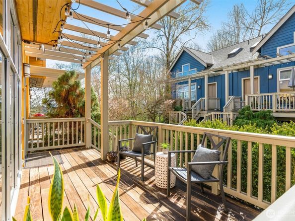 2815 24th Avenue S, Seattle WA 98144