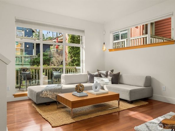 2815 24th Avenue S, Seattle WA 98144