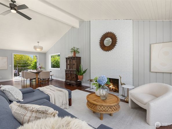 7563 NE Emerald Way, Bainbridge Island WA 98110